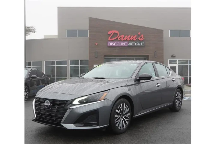 $20894 : 2025 Altima SV image 1