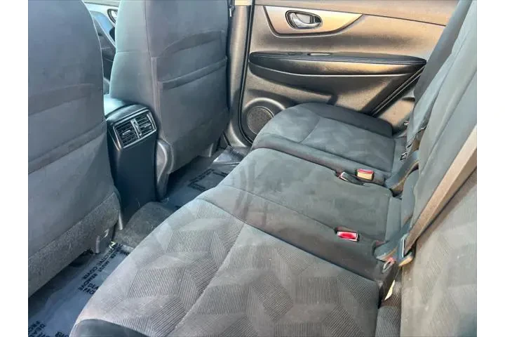 $7999 : Nissan Rogue 2016 SV 4dr Cro image 5