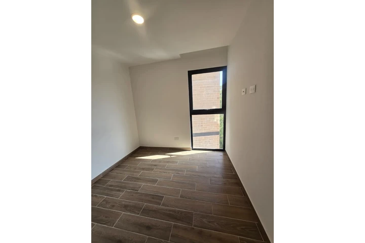 $1650 : APARTAMENTO EN RENTA ZONA 14, image 2