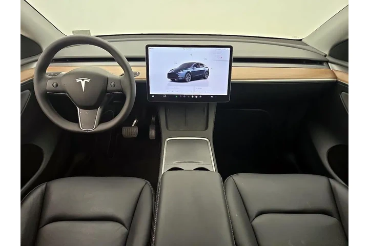 $39998 : Tesla Model Y 2024 AWD Long image 9