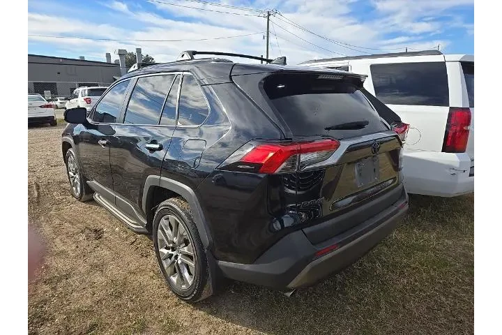 $23630 : Toyota RAV4 2019 Limited 4dr image 2