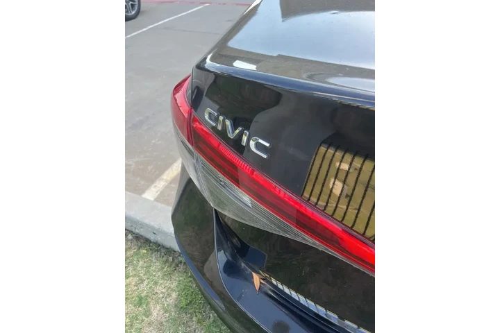 $21549 : Honda Civic 2022 LX 4dr Seda image 8
