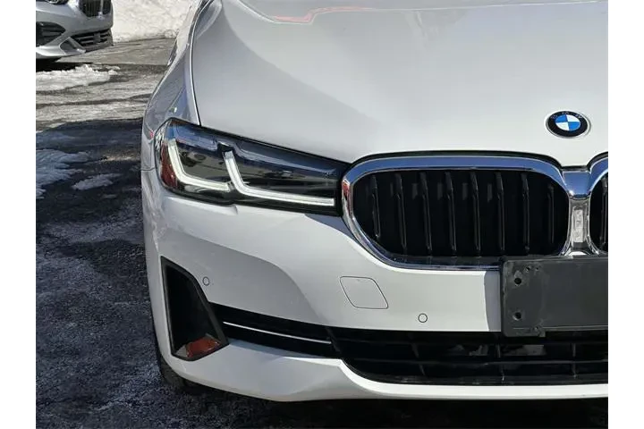 $32300 : BMW 5 Series 2023 AWD 530i x image 9
