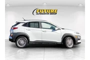 $13688 : Hyundai KONA 2021 AWD SEL 4d thumbnail