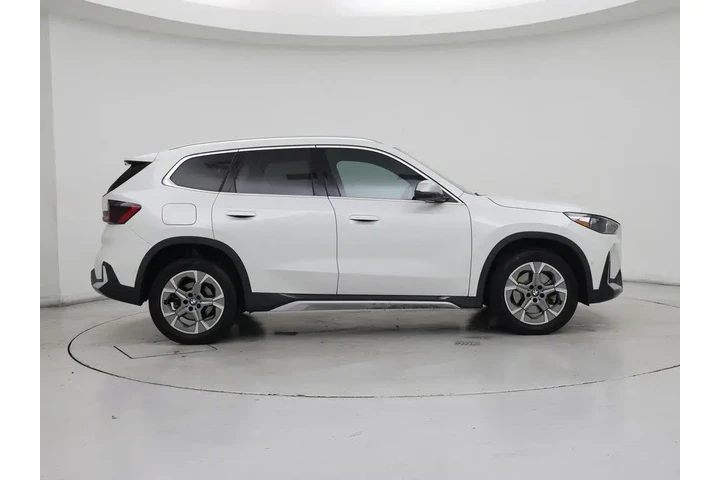 $33998 : BMW X1 2023 AWD xDrive28i 4d image 7