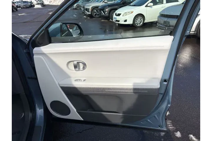 $24495 : Hyundai IONIQ 5 2023 AWD SEL image 8