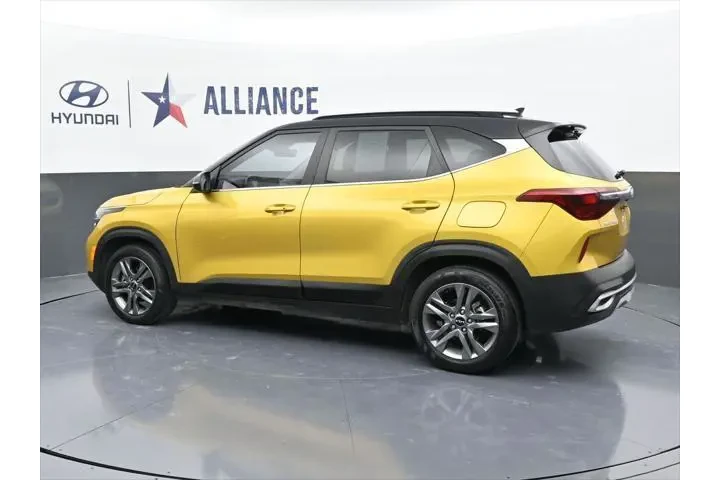 $16292 : Kia Seltos 2023 S 4dr SUV image 4