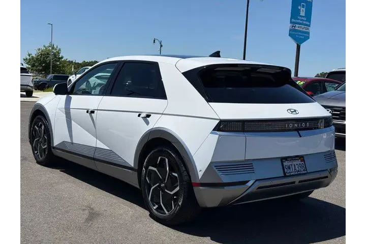 $33235 : Hyundai IONIQ 5 2024 Limited image 8