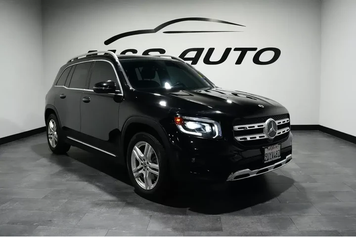 $21108 : 2020 GLB 250 image 6