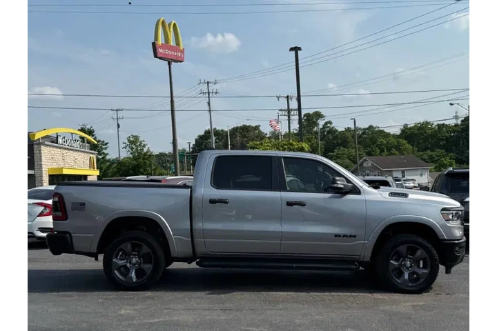 $29995 : 2021 RAM 1500 Big Horn image 8