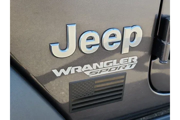 $24995 : Jeep Wrangler 2020 4x4 Sport image 5