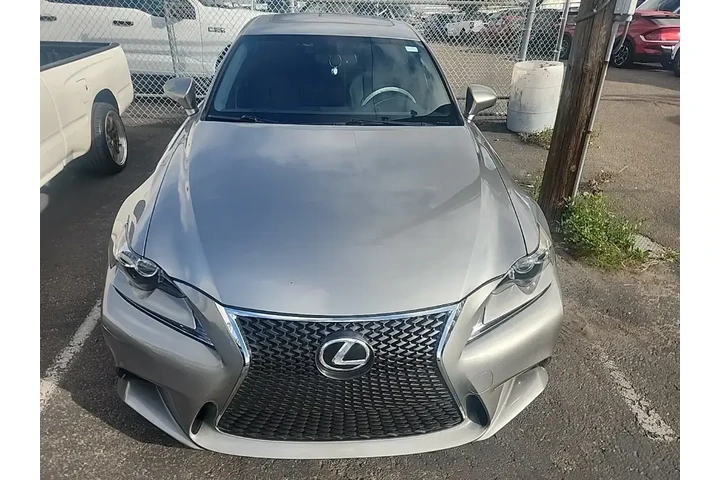 $18711 : Lexus IS 200t 2016 4dr Sedan image 2