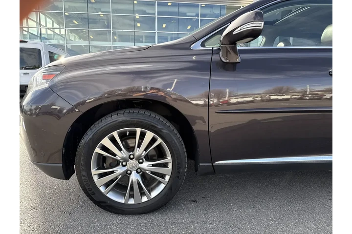 $14273 : Lexus RX 450h 2013 AWD 4dr S image 9