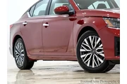 $21995 : Nissan Altima 2023 2.5 SV 4d thumbnail
