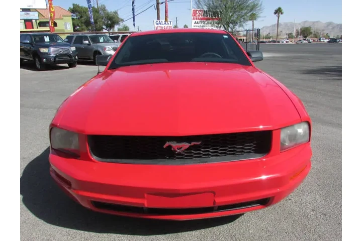 $9995 : 2005 Mustang V6 Deluxe image 9