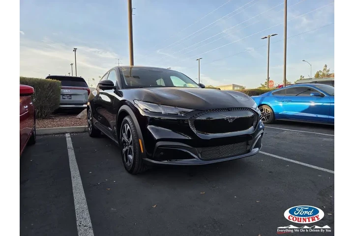 $30995 : Ford Mustang Mach-E 2025 Sel image 1