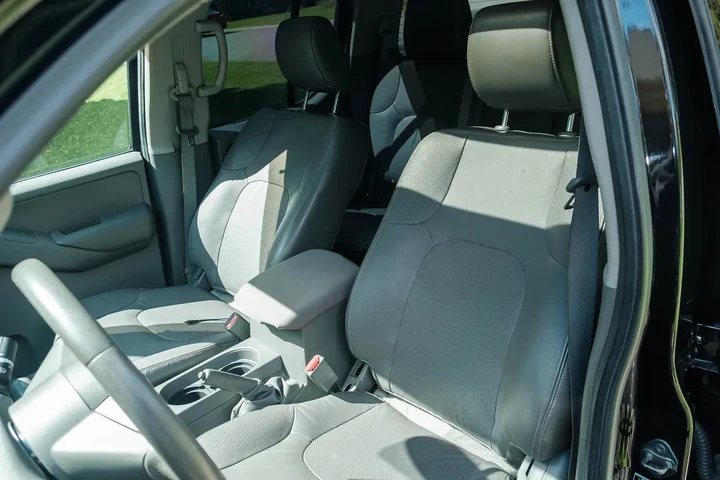 $8000 : 2012 Nissan Frontier SL 4D V6 image 9