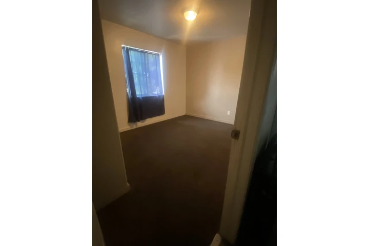 $800 : Recamara image 2