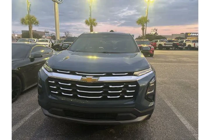 $24606 : Chevrolet Equinox 2025 LT 4d image 8