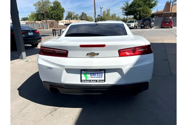 2017 Camaro 1LT Coupe image 6