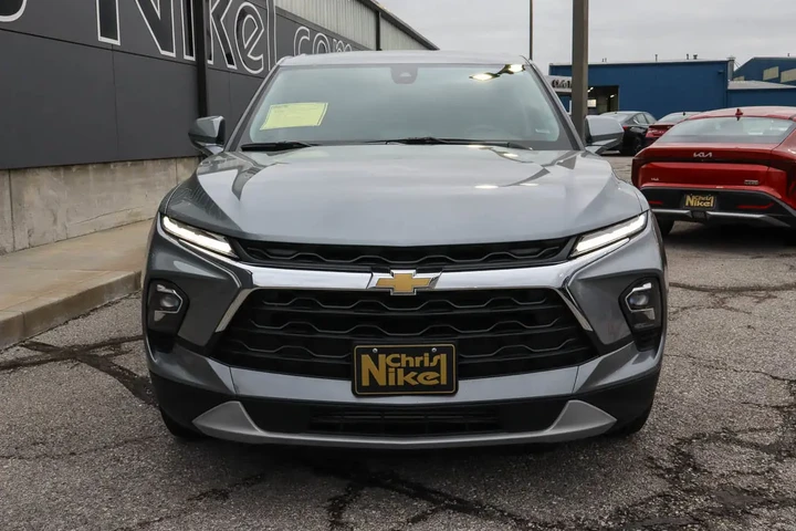 $26988 : 2025 Blazer FWD 4dr LT w/2LT image 2