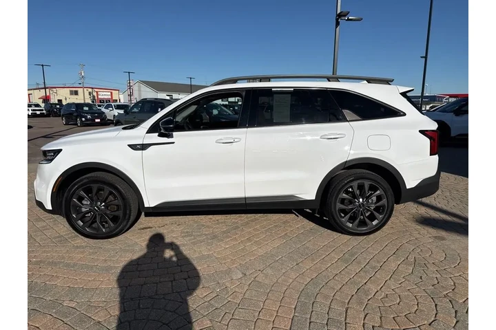 $38998 : 2022 Sorento X-Line SX Presti image 8