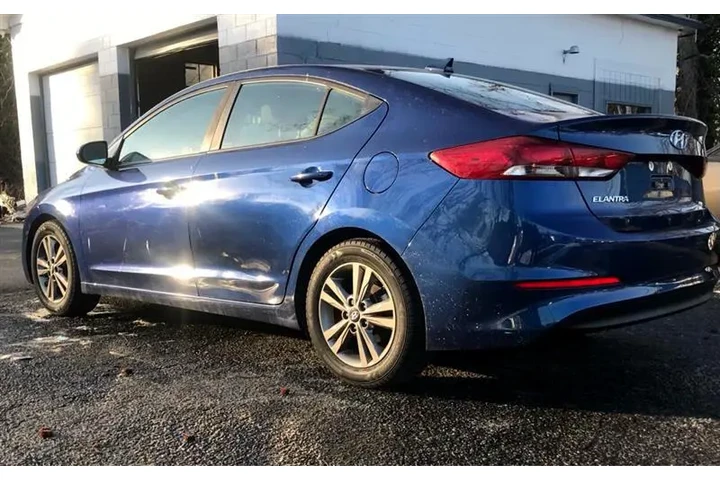 $11725 : 2018 Elantra image 4