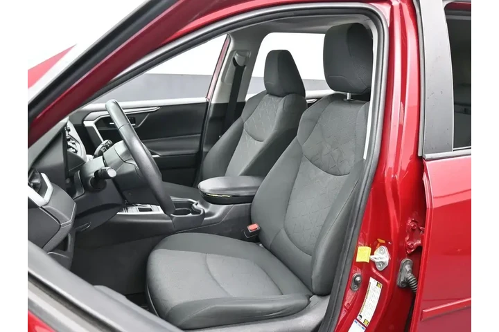 $21991 : Toyota RAV4 2020 AWD XLE 4dr image 10