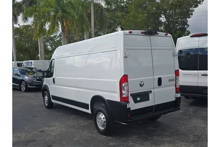 $30990 : Ram ProMaster 2023 2500 159 image 4
