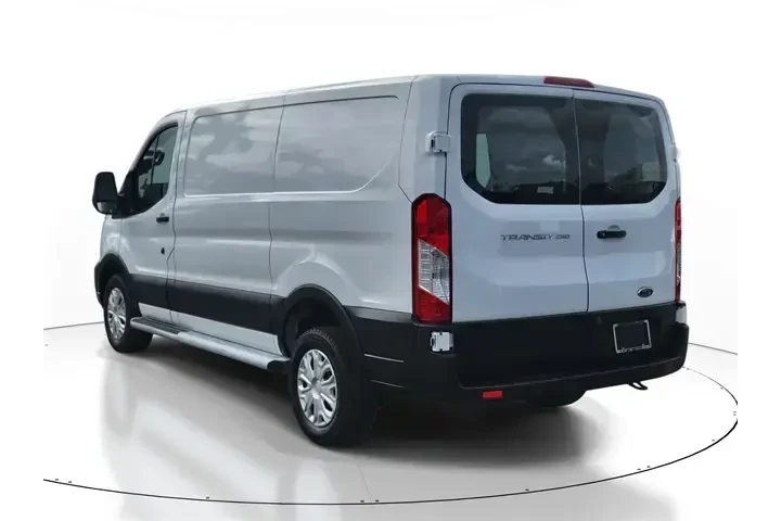 $30191 : Ford Transit 2024 250 3dr SW image 3