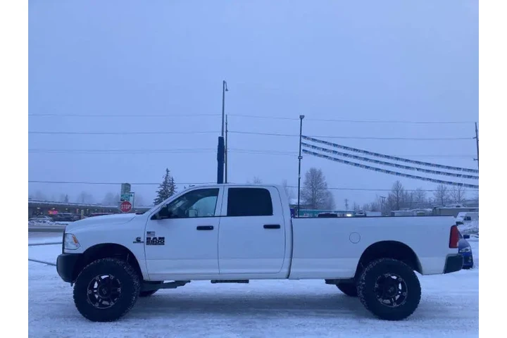 $36999 : 2018 RAM 2500 Tradesman image 9