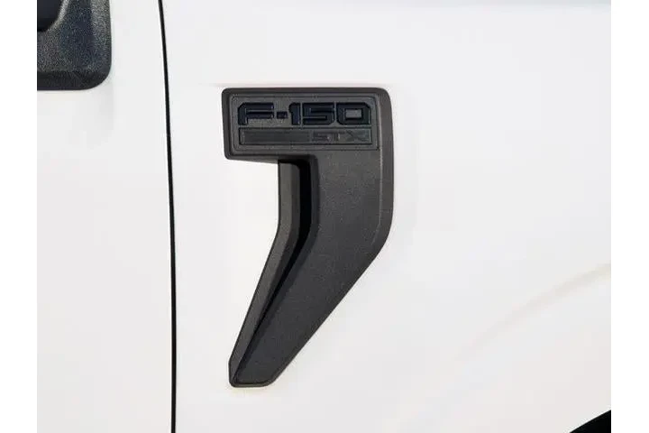 $30995 : Ford F-150 2023 4x2 XL 4dr S image 8