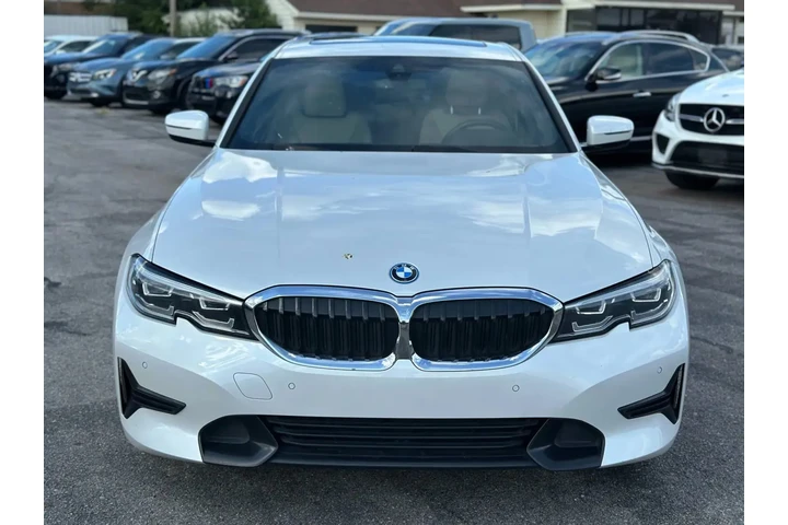 2022 BMW 3 SERIES 330E SEDAN image 7