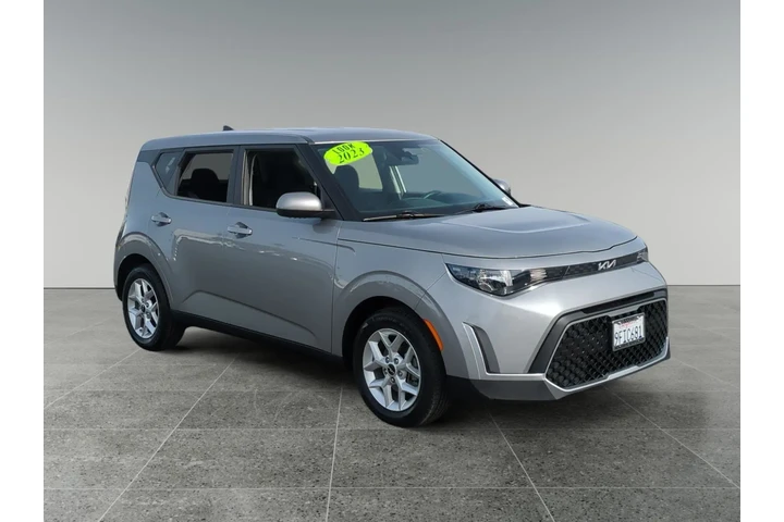 $19900 : Kia Soul 2023 S 4dr Crossove image 7