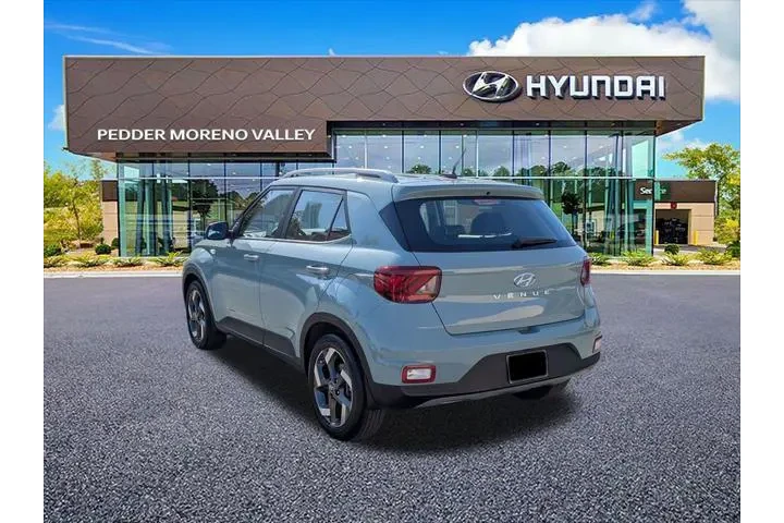 $20923 : Hyundai VENUE 2025 Limited 4 image 5