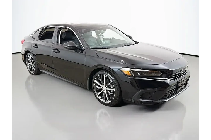 $23239 : Honda Civic 2023 Touring 4dr image 2