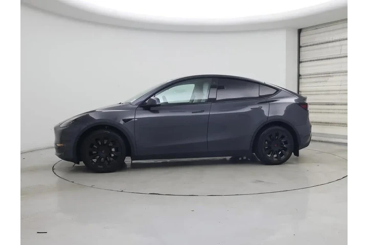$29998 : Tesla Model Y 2022 AWD Long image 3