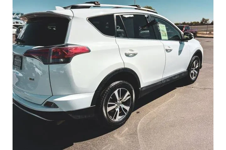 $16998 : Toyota RAV4 2016 XLE 4dr SUV image 7