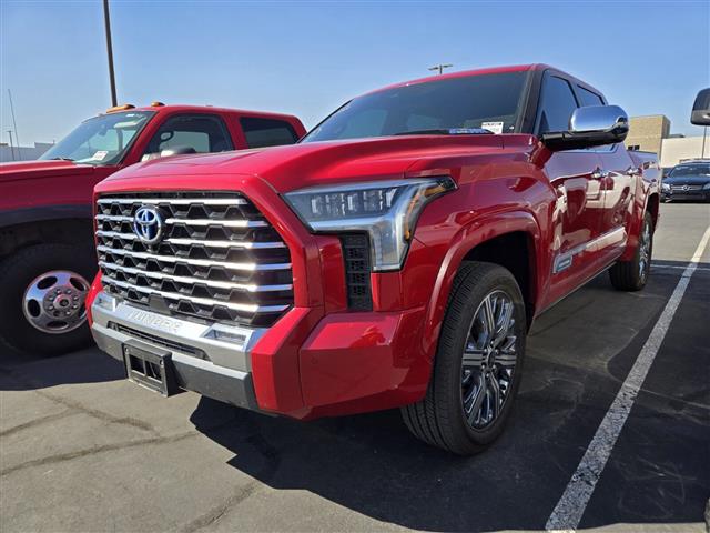 $69491 : Pre-Owned 2024 Tundra 4WD Cap image 10