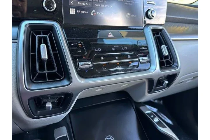 $19989 : Kia Sorento 2021 S 4dr SUV image 9