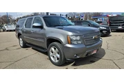$8990 : 2009 Suburban LTZ thumbnail