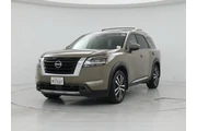 $33998 : Nissan Pathfinder 2023 Plati thumbnail