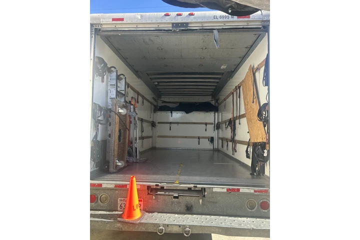 MOVING SERVICE /MUDANZAS NERY image 5