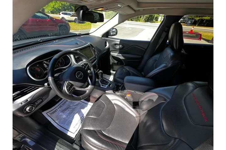 $19900 : Jeep Cherokee 2018 4x4 Trail image 5