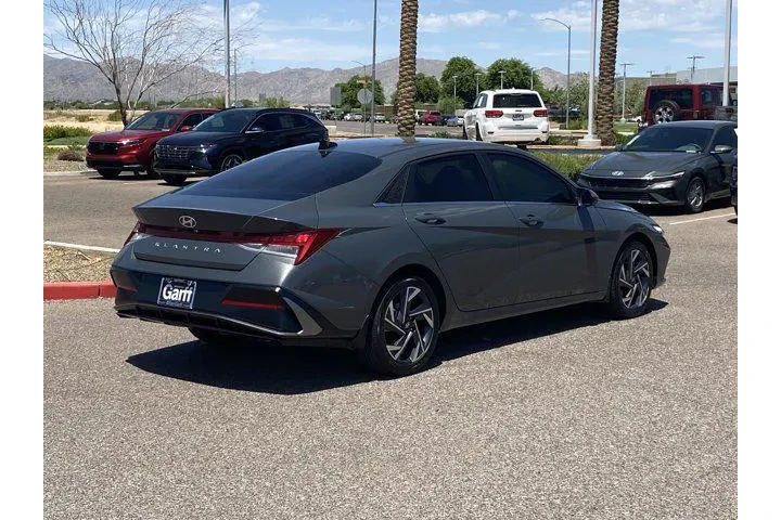 $20998 : Hyundai ELANTRA 2024 SEL 4dr image 3