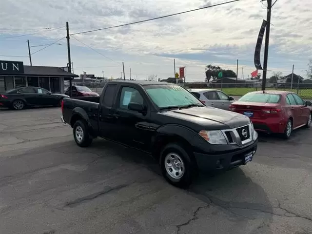 $11995 : 2015 Frontier S image 3