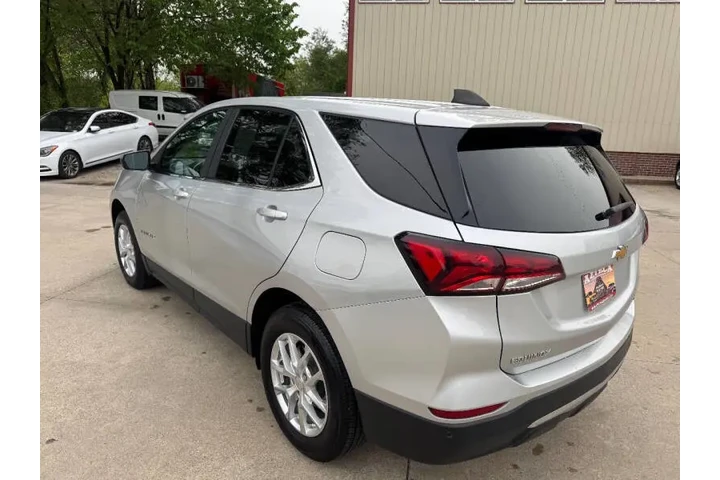 $13950 : 2022 Equinox LT image 6