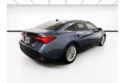 $29999 : Toyota Avalon Hybrid 2020 Li thumbnail