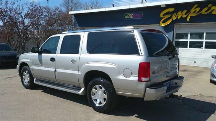 $7999 : 2004 Escalade ESV Platinum Ed image 6