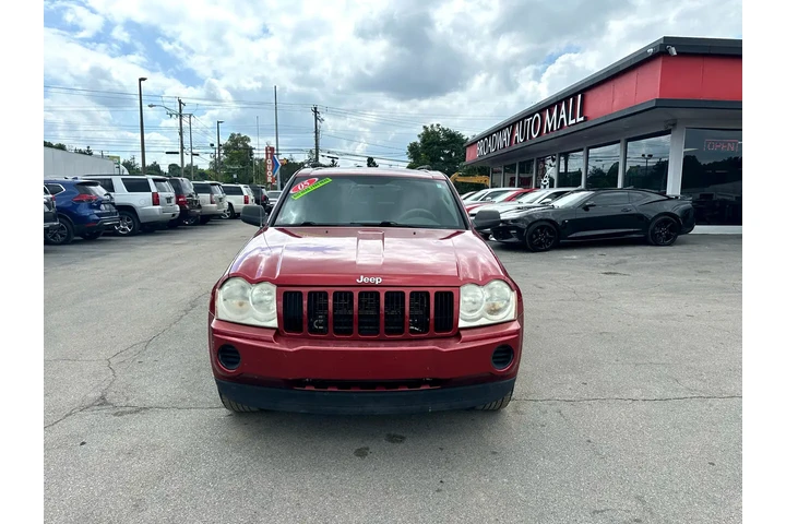 $3980 : 2005 Grand Cherokee 4dr Lared image 7